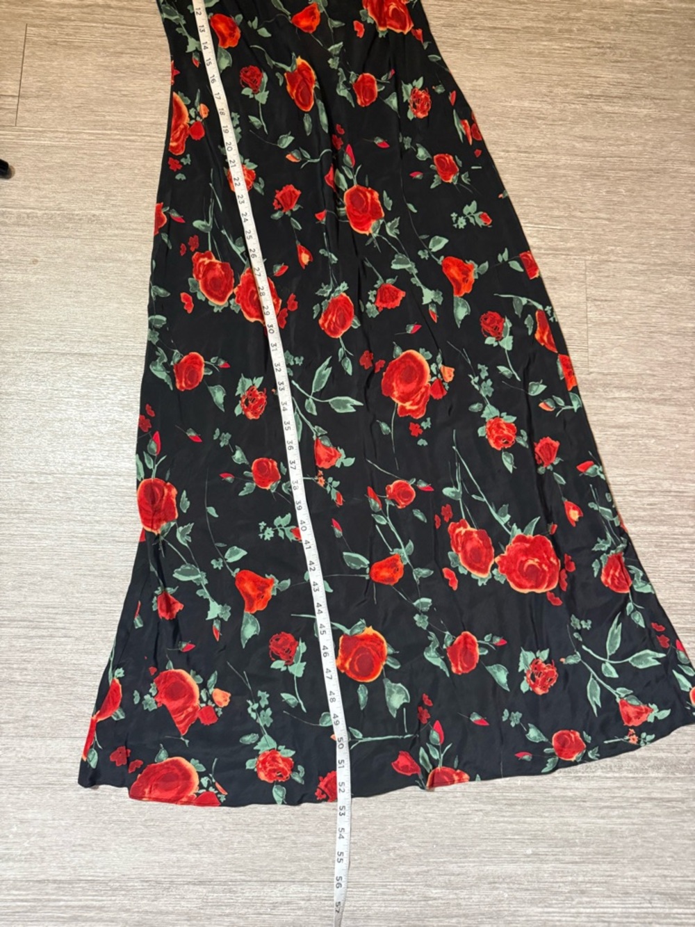 RIXO Bondi Silk Midi Dress Black Red Rose Floral Cottagecore Romantic Date M - Picture 5 of 9